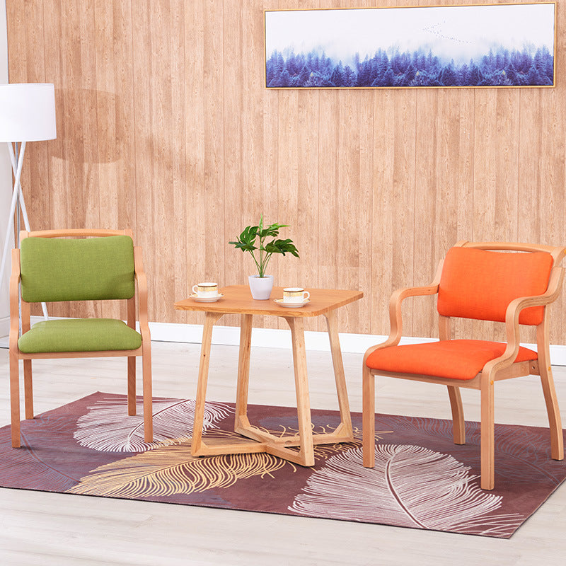 Chaise de salle à manger moderne minimaliste carrée rembourrée en tissu avec dossier en bois 