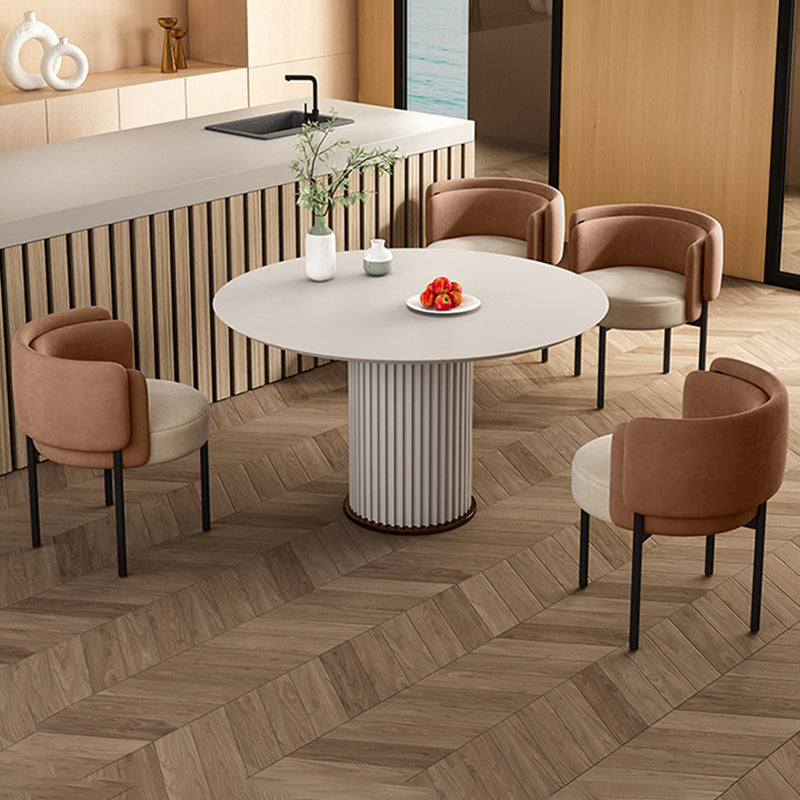 Silla de comedor contemporánea nórdica redonda tapizada en terciopelo con respaldo de acero al carbono para sala de estar 