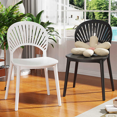 Chaise de salle à manger contemporaine nordique en plastique PP avec dossier festonné pour salle à manger 