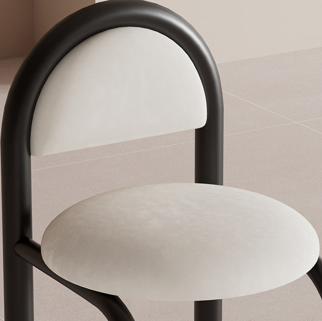 Chaise de salle à manger contemporaine nordique ronde en velours rembourré avec cadre en métal pour salle à manger 
