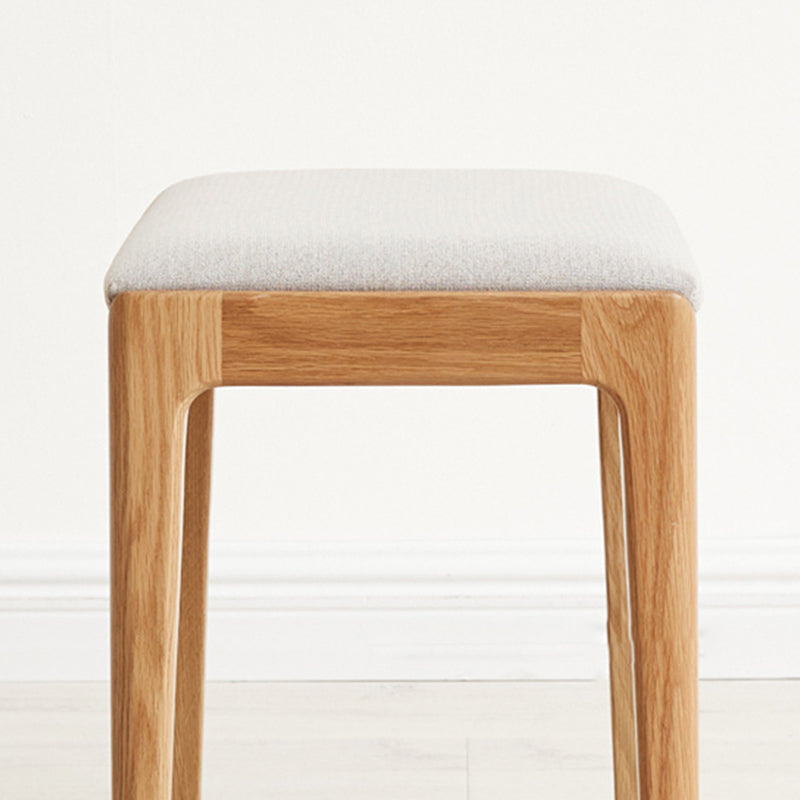 Tabouret de coiffeuse rectangulaire minimaliste moderne en tissu rembourré avec cadre en bois pour chambre 