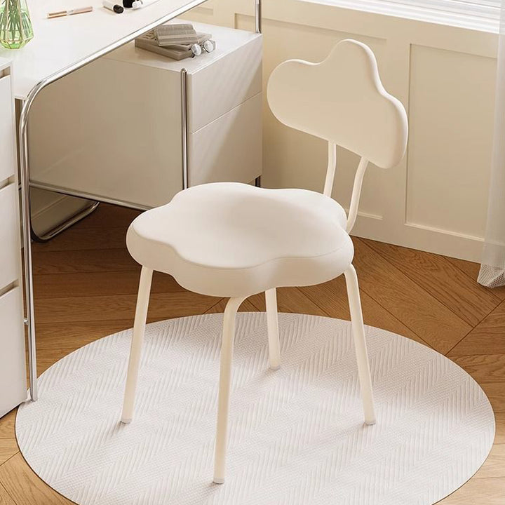 Tabouret de coiffeuse moderne minimaliste en simili cuir crème nuage avec cadre en métal et dossier pour chambre 