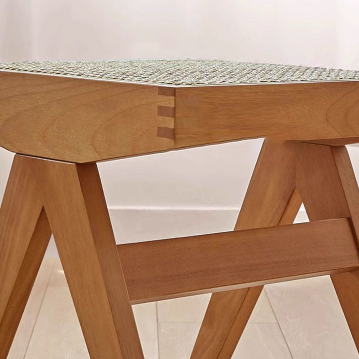 Moderner minimalistischer rechteckiger Rattan-Holzhocker für das Wohnzimmer 