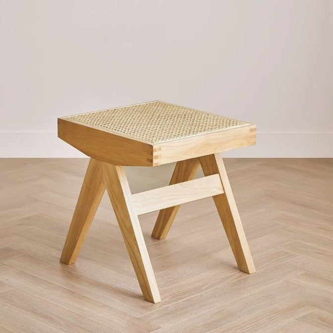 Moderner minimalistischer rechteckiger Rattan-Holzhocker für das Wohnzimmer 