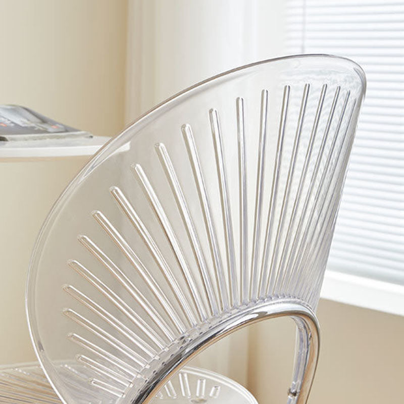 Zeitgenössischer kreativer runder Acryl galvanisierter Metallschalenförmiger Rückenlehnen-Esszimmerstuhl für Esszimmer 