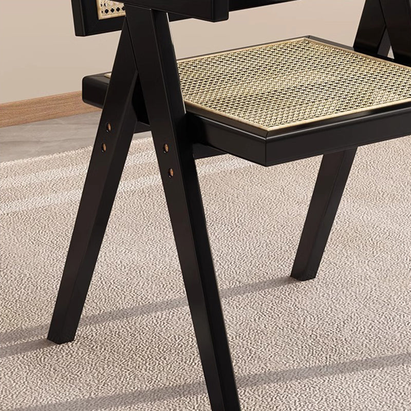 Traditioneller quadratischer Vintage-Esszimmerstuhl aus Teakholz, Sperrholz, Rattan und PU-Leder mit Rückenlehne und Armlehnen für das Esszimmer 