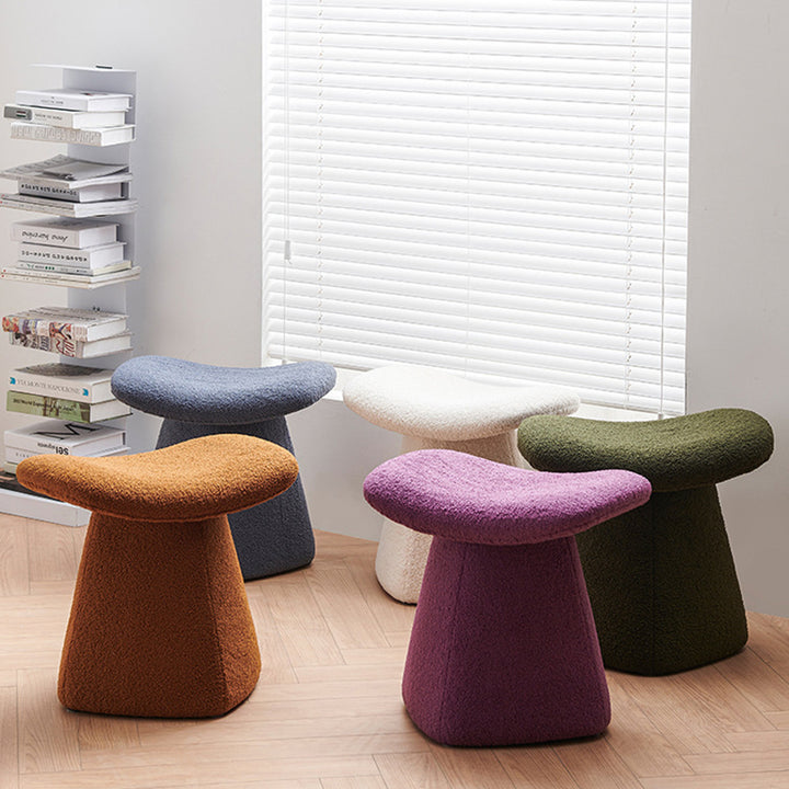Tabouret bas pour enfants en bois massif à panneaux multicouches avec fausse peau de mouton, style scandinave contemporain, carré, pour salon 