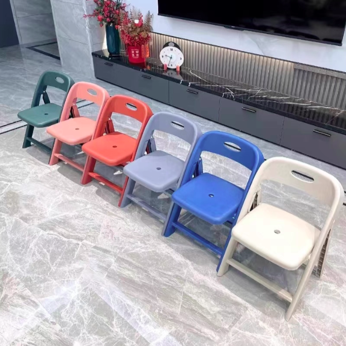 Modern Minimalist Square PP Foldable Backrest Kids Low Stool For Living Room