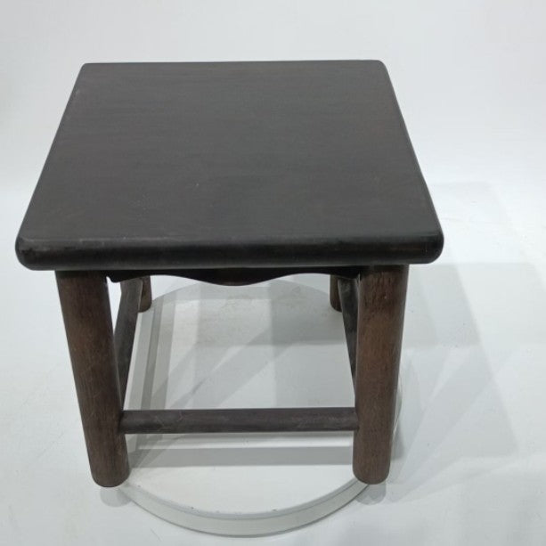 Tabouret bas portable rectangulaire en bois massif traditionnel japonais pour le salon 