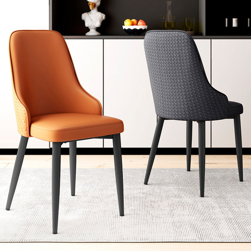 Chaise de salle à manger moderne minimaliste en cuir synthétique, éponge et fer, avec dossier, pour salle à manger 