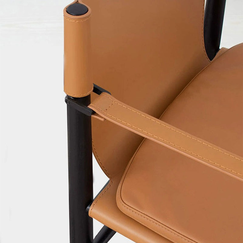 Moderner minimalistischer Esszimmerstuhl mit quadratischem Sitzkissen aus Eschenholz, Kunstsattelleder und Schaumstoff, mit Rückenlehne und Armlehnen, für das Esszimmer 