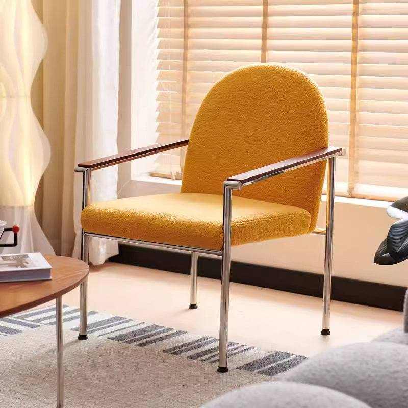 Moderner minimalistischer Esszimmerstuhl mit rechteckigem Sitzkissen, Gestell aus Eisen, Massivholz &amp; Sperrholz, Hanfstoff- und Schwammpolsterung, mit Rückenlehne und Armlehnen, für das Esszimmer 
