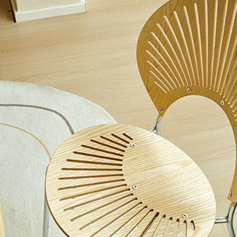 Respaldo de silla de comedor de acero al carbono de madera maciza nórdica contemporánea para comedor 