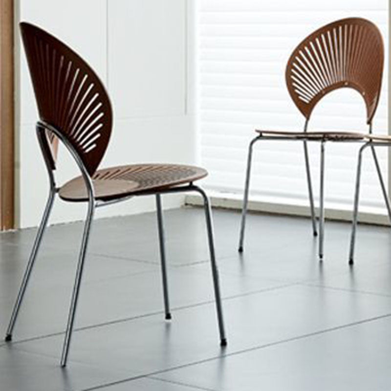 Respaldo de silla de comedor de acero al carbono de madera maciza nórdica contemporánea para comedor 