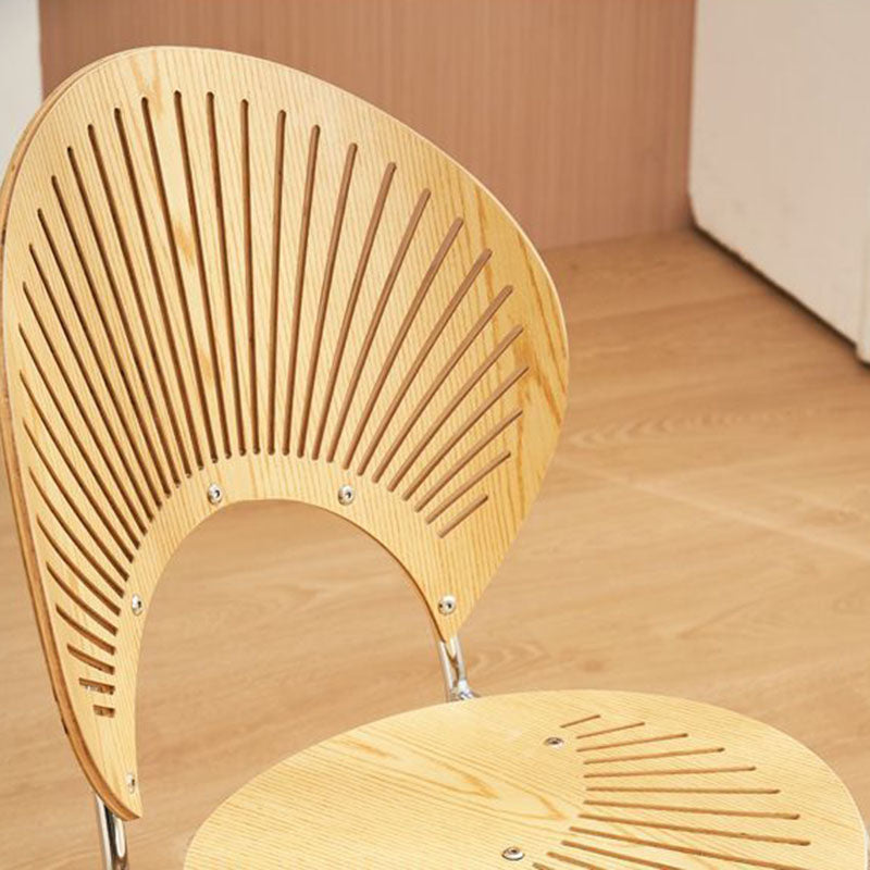 Respaldo de silla de comedor de acero al carbono de madera maciza nórdica contemporánea para comedor 