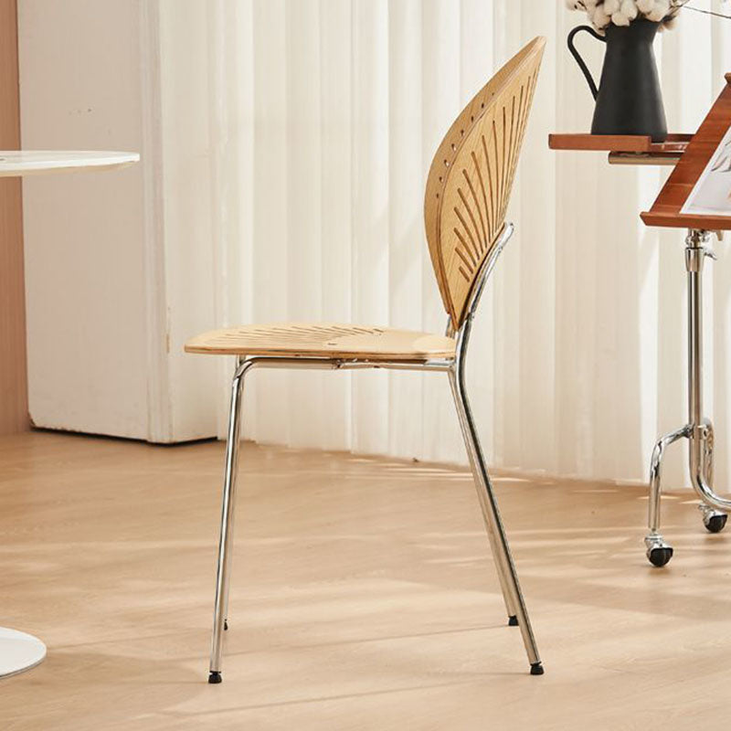 Respaldo de silla de comedor de acero al carbono de madera maciza nórdica contemporánea para comedor 