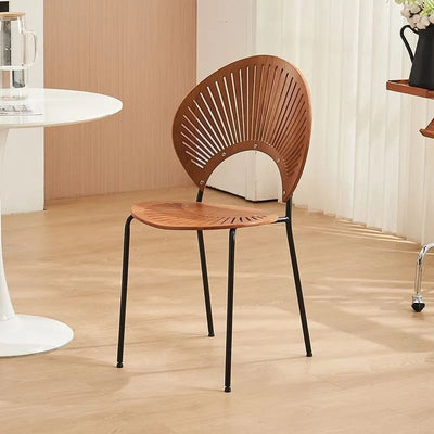 Respaldo de silla de comedor de acero al carbono de madera maciza nórdica contemporánea para comedor 