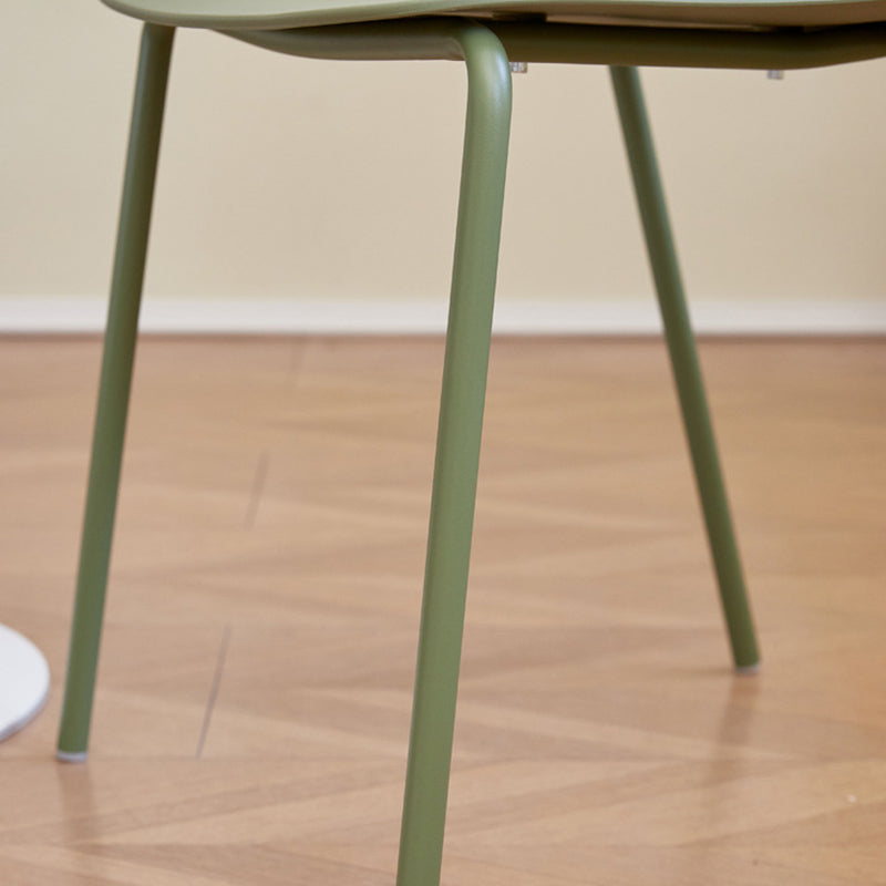 Modern Minimalist PP Plastic Iron Frame Curved Dining Chair Backrest Armless For Dining Room