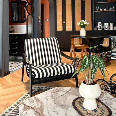 Contemporary Industrial Fabric Velvet Sponge Rubberwood Frame Curved Accent Chair Backrest Armrest For Living Room