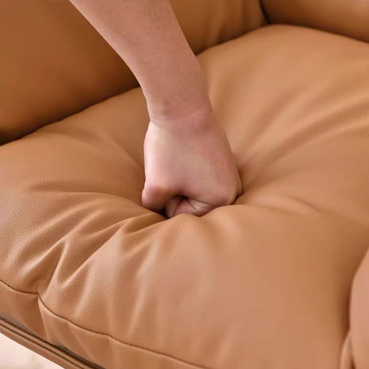 Moderner minimalistischer drehbarer Akzentstuhl mit geschwungener Form aus Kunstleder, Eisen und Schaumstoff mit Rückenlehne und Armlehnen für das Wohnzimmer 