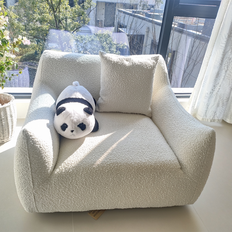 Modern Minimalist Totoro-Inspired Shape Iamb Fleece Solid Wood Multi-layer Board Solid Wood Sofa Backrest Armrest For Living Room