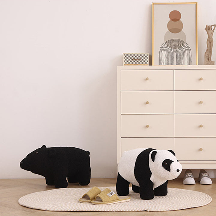 Moderner kreativer Kinderhocker in Bärenform aus Teddyfleece, Sperrholz und Kiefernholz, niedrig, ohne Rückenlehne und Armlehnen, für das Wohnzimmer 