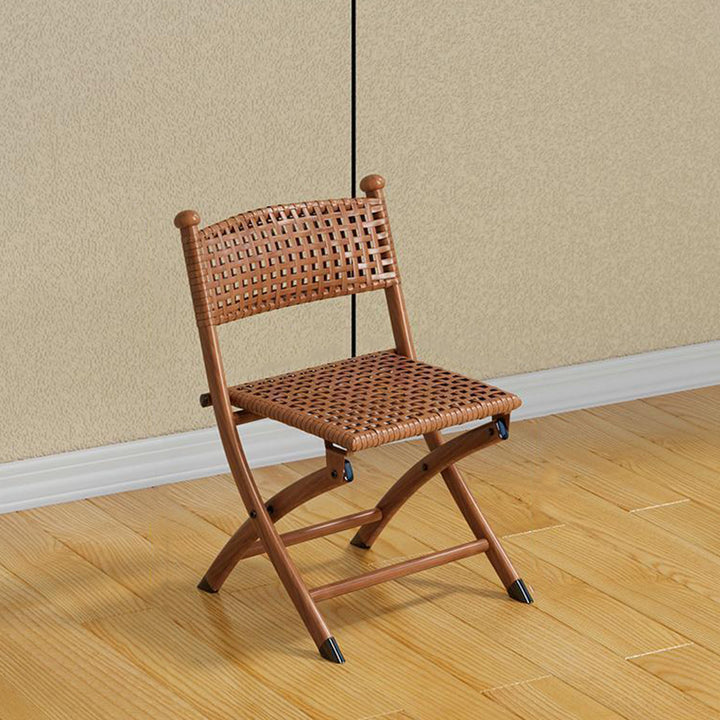 Simplicité contemporaine Chaise empilable pliable en PE tressé avec structure en fer incurvée, dossier, sans accoudoirs, pour salon 