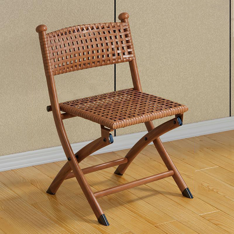 Simplicité contemporaine Chaise empilable pliable en PE tressé avec structure en fer incurvée, dossier, sans accoudoirs, pour salon 
