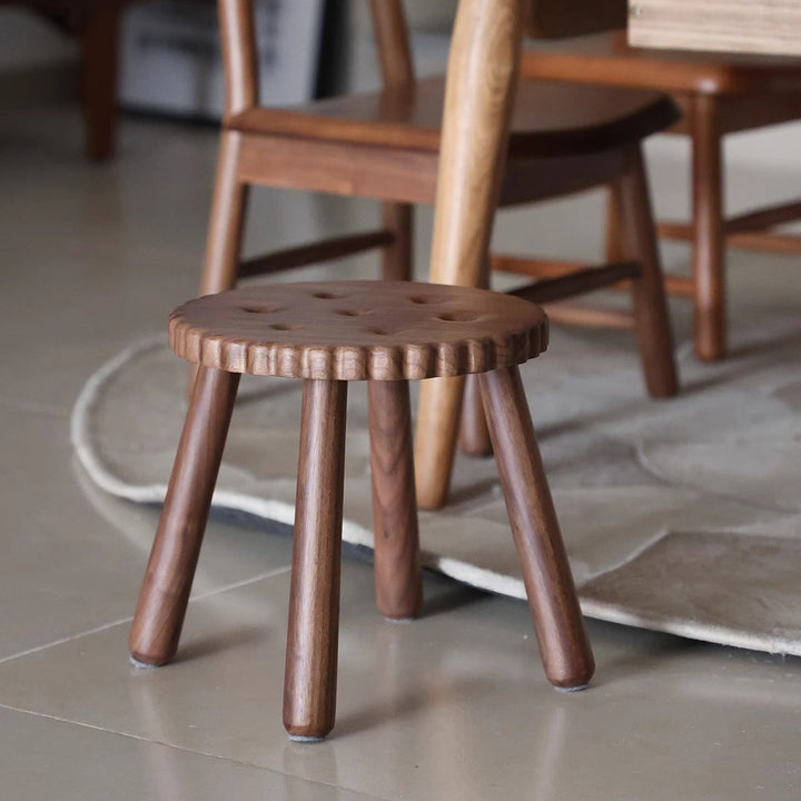 Tabouret bas rond contemporain nordique en noyer noir pour salon 