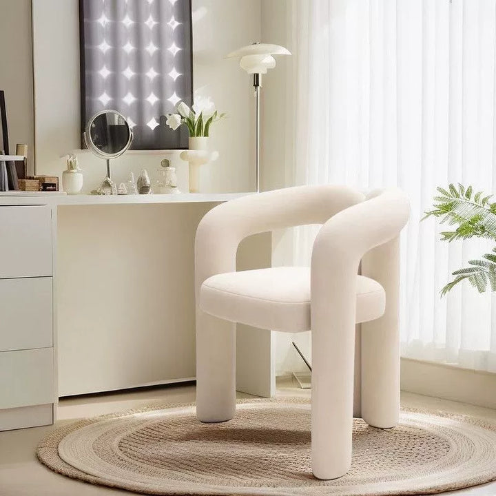 Taburete de tocador cuadrado rectangular minimalista moderno de terciopelo y hierro con respaldo y reposabrazos para dormitorio 