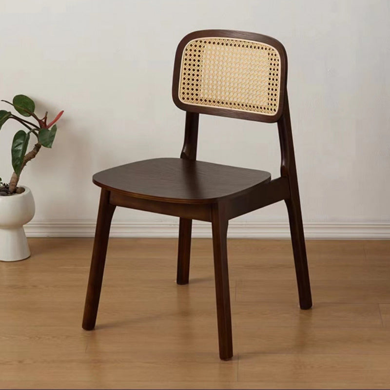 Traditioneller japanischer quadratischer Gummibaum Nappa-Leder Faux Rattan Webstuhl Esszimmerstuhl Rückenlehne ohne Armlehnen für Esszimmer &amp; Küche 