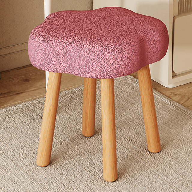 Tabouret bas de salon moderne minimaliste en tissu technique polaire façon mouton en forme de fleur, bois de hêtre, bois massif, contreplaqué 