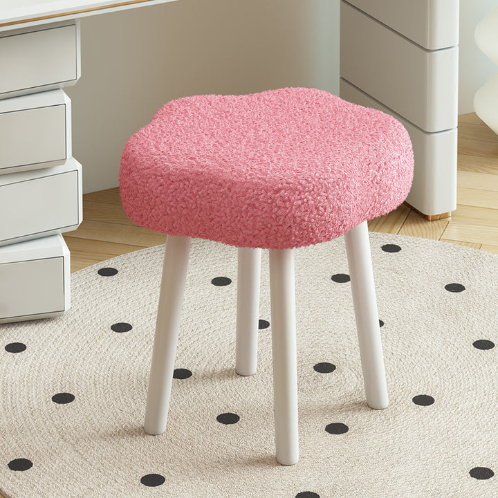 Tabouret bas de salon moderne minimaliste en tissu technique polaire façon mouton en forme de fleur, bois de hêtre, bois massif, contreplaqué 