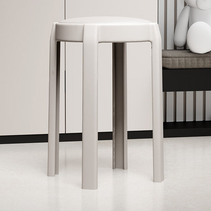 Moderner minimalistischer runder PU-Leder-PP-stapelbarer Esszimmerstuhl mit Rückenlehne und Armlehne für Esszimmer &amp; Küche 