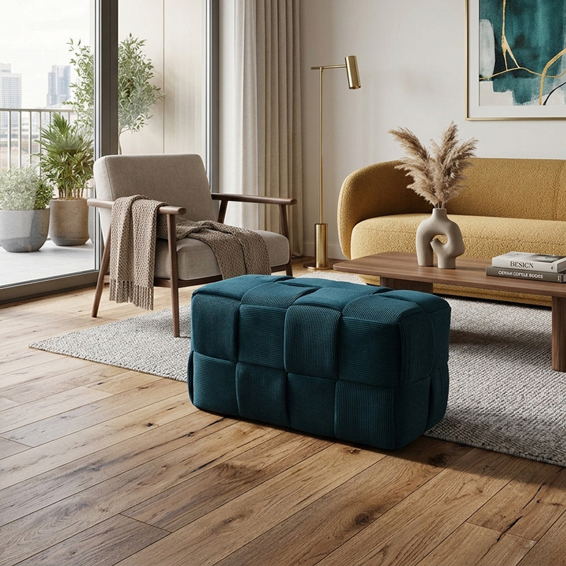 Zeitgenössischer skandinavischer Cord-Schwamm-Holzwürfel rechteckiger niedriger Hocker für das Wohnzimmer 