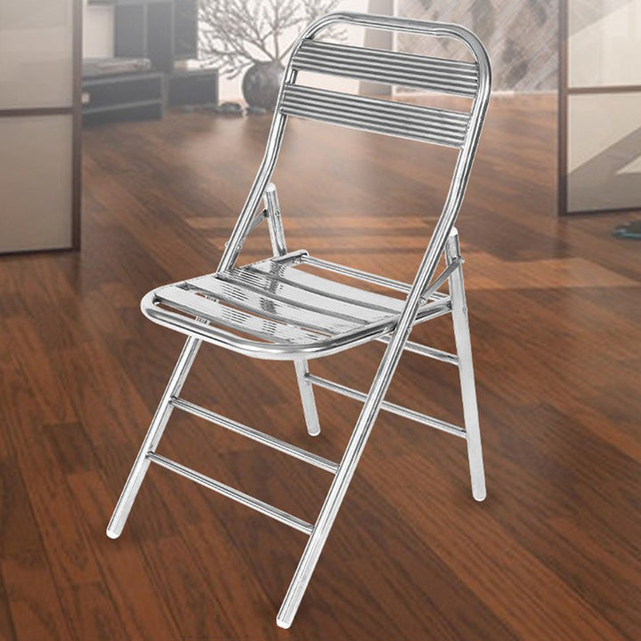 Zeitgenössischer industrieller quadratischer Outdoor-Essstuhl aus Edelstahl mit klappbarer Rückenlehne für den Außenbereich 