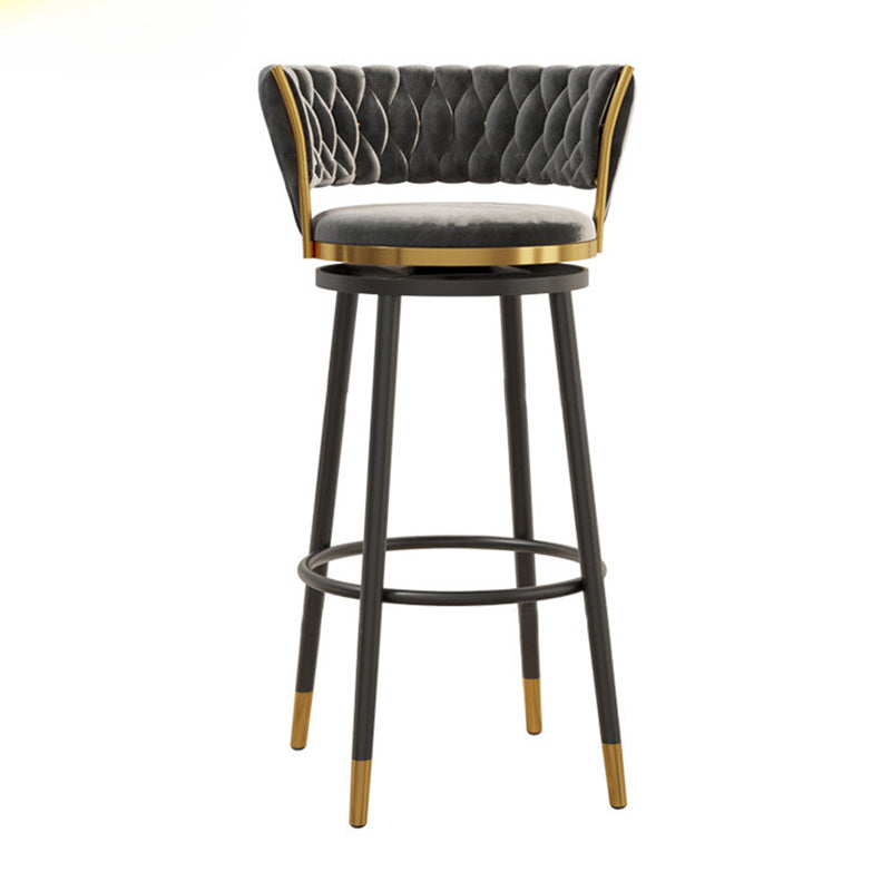 Tabouret de bar rond en velours scandinave contemporain avec dossier, repose-pieds et pivot pour la cuisine 