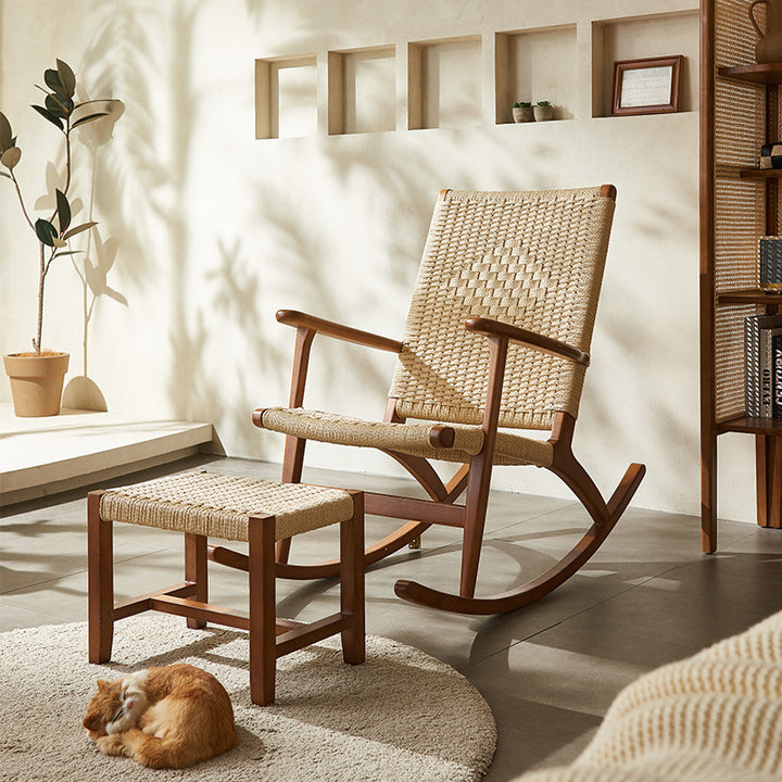 Silla mecedora rectangular de mimbre de madera de fresno tejida tradicional japonesa con reposabrazos y reposapiés para sala de estar 
