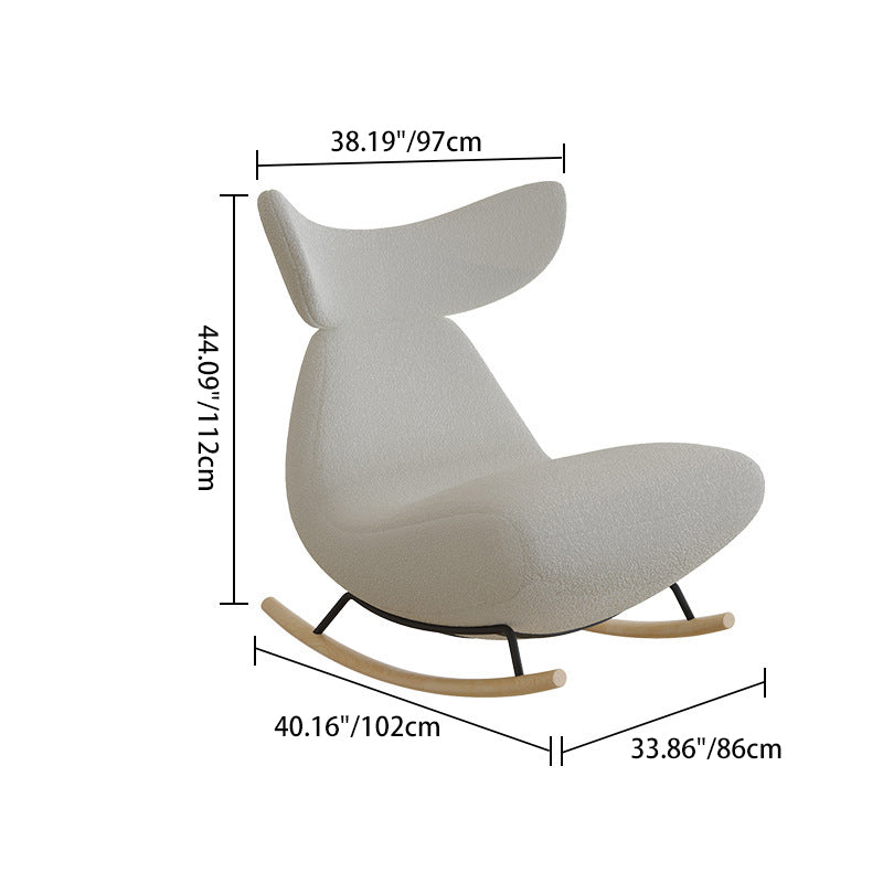 Moderner nordischer Schaukelstuhl aus Sherpa-Stoff, Holz und Schaumstoff im Wal-Design mit Fußstütze und Rückenlehne für das Wohnzimmer 