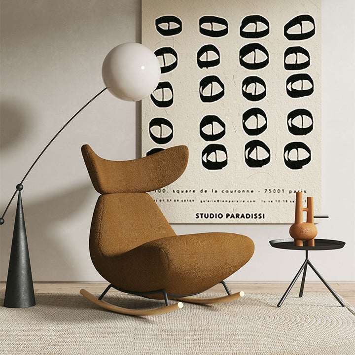 Moderner nordischer Schaukelstuhl aus Sherpa-Stoff, Holz und Schaumstoff im Wal-Design mit Fußstütze und Rückenlehne für das Wohnzimmer 