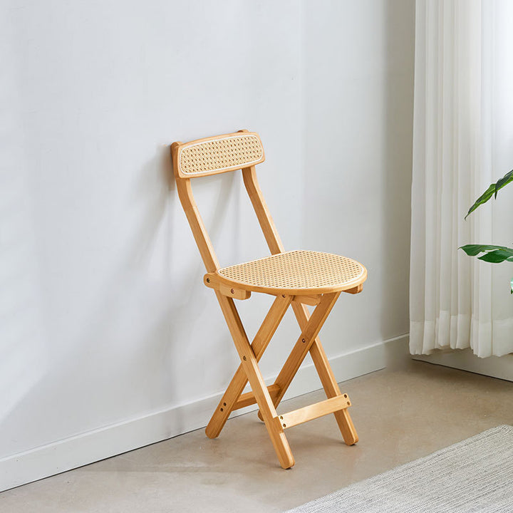 Traditioneller japanischer Webharz-Bambus-Oval-Klappbarhocker mit Rückenlehne und Fußstütze für die Küche 