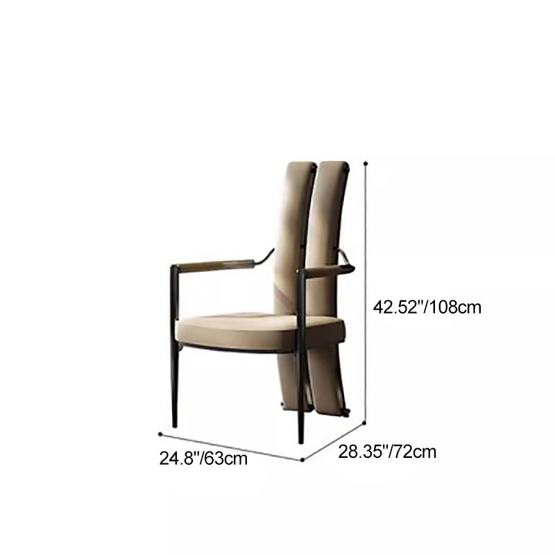 Chaise de salle à manger moderne en faux cuir de luxe avec bande carrée en métal et éponge, dossier à queue d&