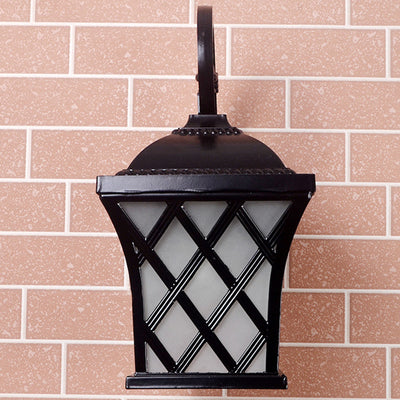 Lámpara de Aplique de Pared Estilo Linterna de 1 Luz de Aluminio y Vidrio Impermeable Tradicional Europea para Patio y Jardín Exterior 
