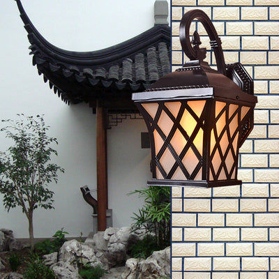 Lámpara de Aplique de Pared Estilo Linterna de 1 Luz de Aluminio y Vidrio Impermeable Tradicional Europea para Patio y Jardín Exterior 