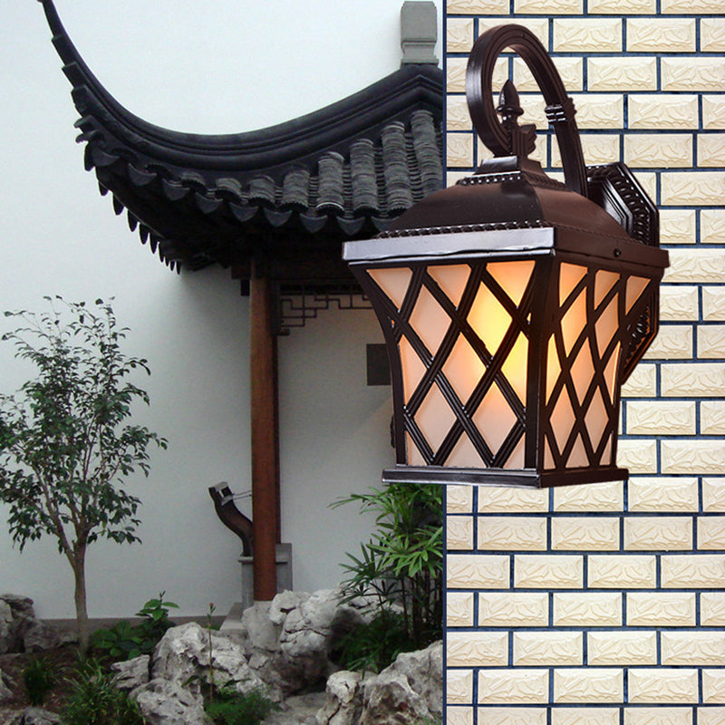 Lámpara de Aplique de Pared Estilo Linterna de 1 Luz de Aluminio y Vidrio Impermeable Tradicional Europea para Patio y Jardín Exterior 
