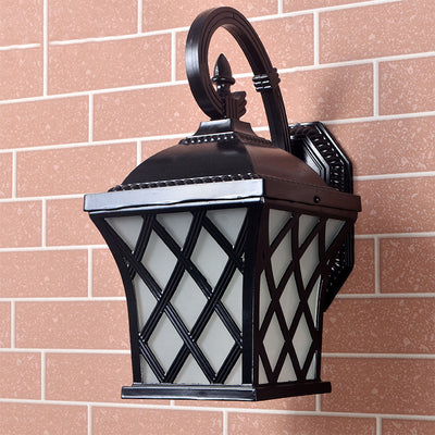 Lámpara de Aplique de Pared Estilo Linterna de 1 Luz de Aluminio y Vidrio Impermeable Tradicional Europea para Patio y Jardín Exterior 