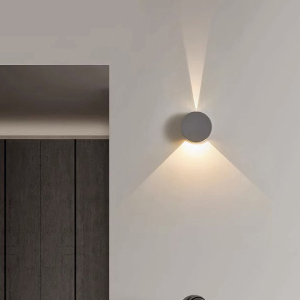 Moderne minimalistische Aluminium runde dreieckige Balken LED-Wandleuchte für den Flur 