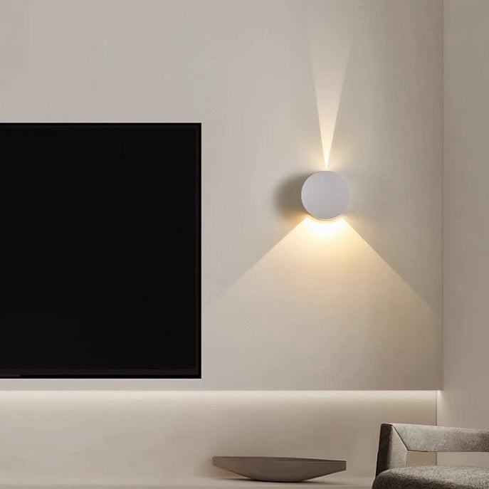 Moderne minimalistische Aluminium runde dreieckige Balken LED-Wandleuchte für den Flur 