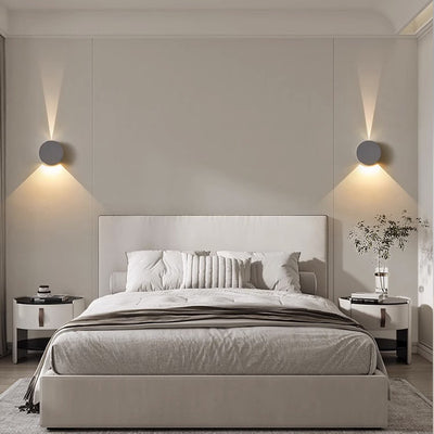 Moderne minimalistische Aluminium runde dreieckige Balken LED-Wandleuchte für den Flur 