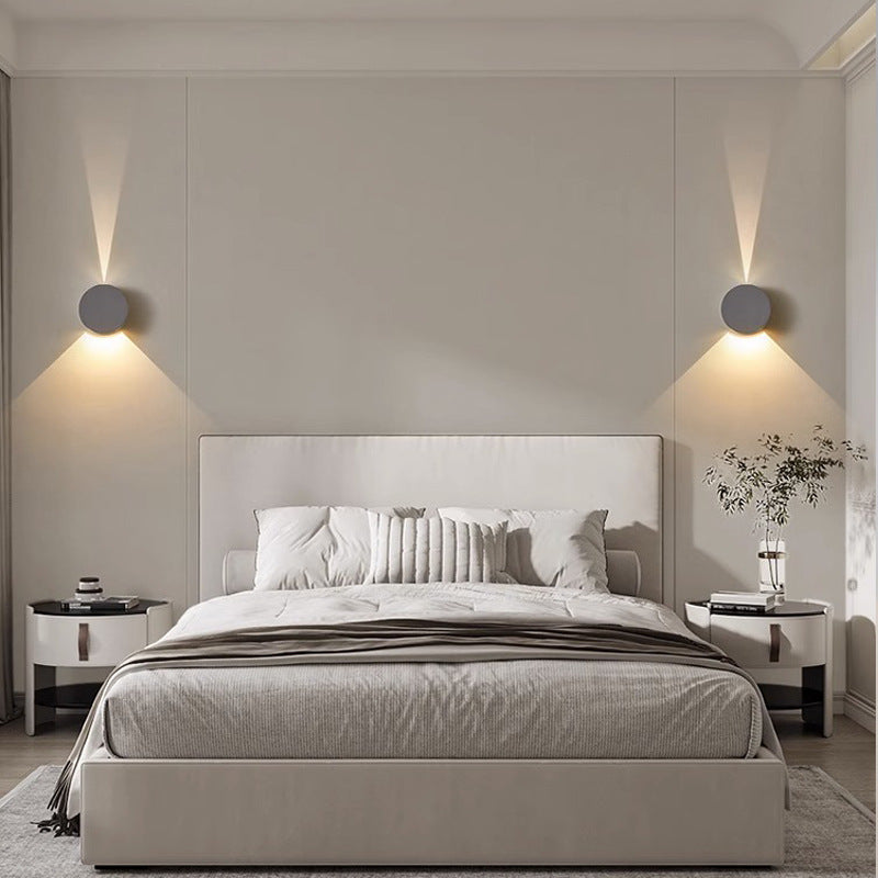 Moderne minimalistische Aluminium runde dreieckige Balken LED-Wandleuchte für den Flur 
